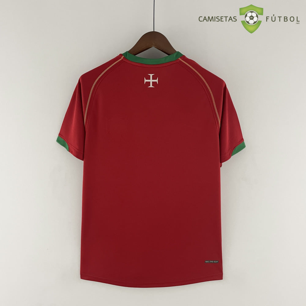 Camiseta Portugal 06-07 Local (Versión Retro) Sin Personalización
