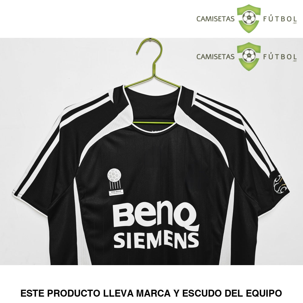 Camiseta Real Madrid 06-07 Visitante (Versión Retro) Sin Personalización